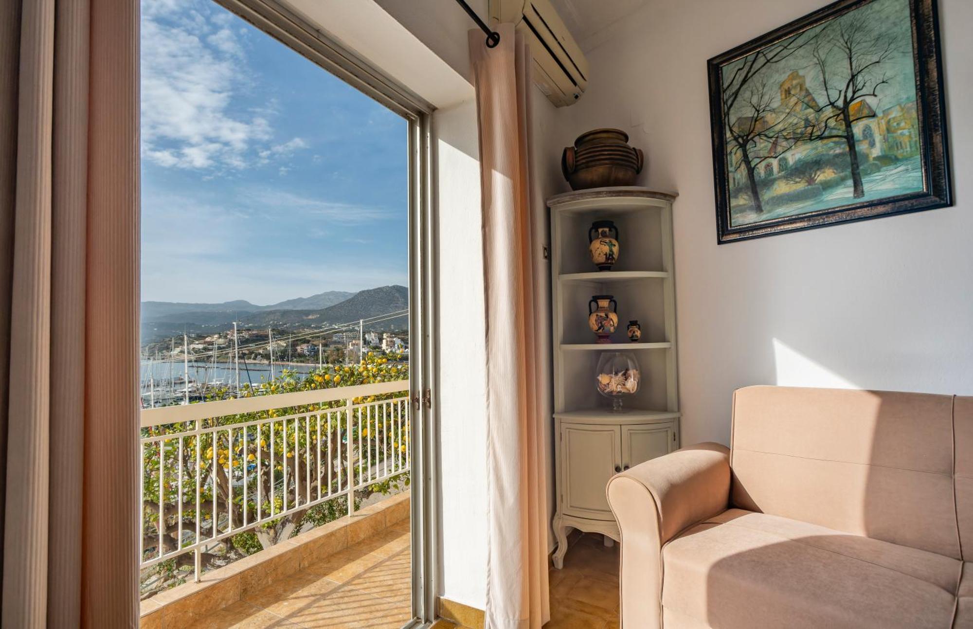Jelena Apartments By The Sea Agios Nikolaos Exterior foto